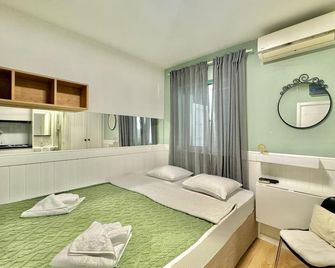 Apartmani Terminal - Budva - Bedroom