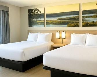 Days Inn by Wyndham Fergus Falls - Fergus Falls - Ložnice