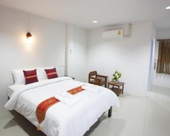 Baan Supannikar Boutique Hotel - Nakhon Si Thammarat - Bedroom