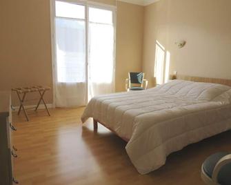 Charmant Appartement de 95m2 Dans une Maison Avec Pelouse Près de Lourdes 65 - Saint-Pé-de-Bigorre - Habitación