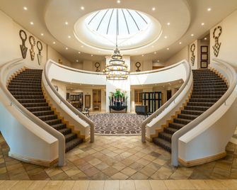 Saxon Hotel, Villas & Spa - Johannesburg - Front desk