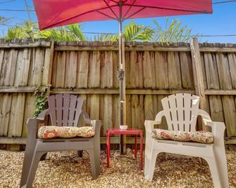 Private studio, 5 min. walk to Wilton Drive - Wilton Manors - Patio