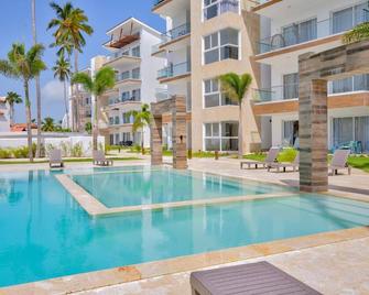 Navio B302 · New 1 Bedroom with Beach access - Bavaro - Pool