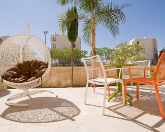 Ramon Suites By Smart Hotels - Mitzpe Ramon - Binnenhof