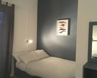 Cristi Rooms - Serifos - Спальня