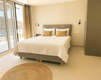 Noma Suites Tolo - Tolo - Bedroom