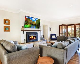 Wild Peace Mountain Lodge Kangaroo Valley - Berry - Wohnzimmer