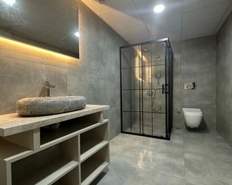 Trina Talles Alacati - Cesme - Spa