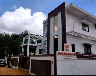 Golden Moon Resort - Yercaud - Edificio