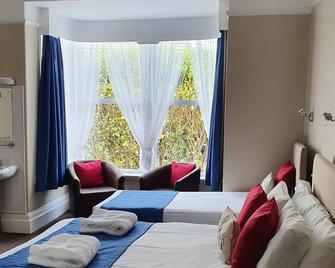 Grosvenor House Hotel - Torquay - Bedroom