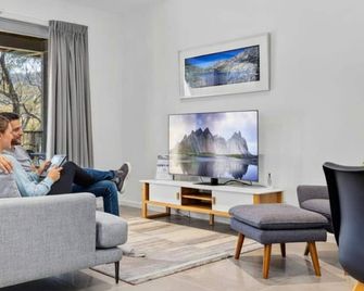 Little Rocky Retreat - Crackenback - Sala de estar