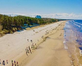 Tranquil apartment with WiFi in Narva-Jõesuu with a walking distance to a beach! - Narva-Jõesuu