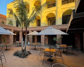 Solaria Hotel y Plaza Social - Ginebra