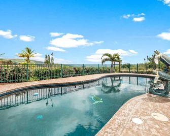 Pool, Japanese Pagoda & Gardens, Gorgeous Ocean Vi - Naalehu - Pool