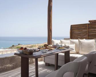 Horizon Suites Milos - Paleochori - Balkon
