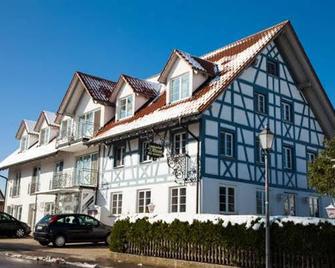 Landhotel & Gaststuben Zum Hasen - Bad Saulgau - Gebouw