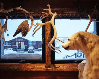 Mary-Ann's Polarrigg - Longyearbyen