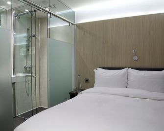 Z利物浦酒店 - 利物浦 - 酒吧