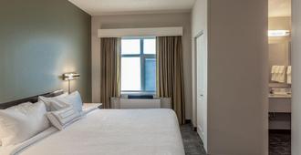 SpringHill Suites by Marriott Fairbanks - Fairbanks - Yatak Odası