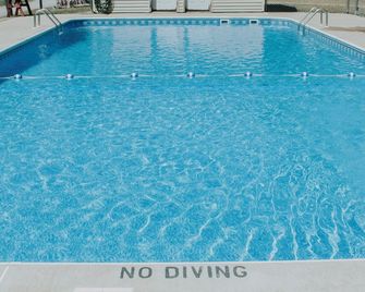 Cozy Cabin Within Campground - Mifflinburg - Piscina