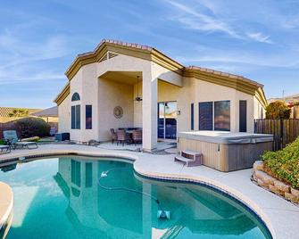 Warm Wishes - Phoenix - Piscina