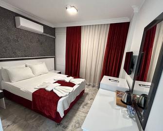 Bellissima Hotel - Side - Kamar Tidur