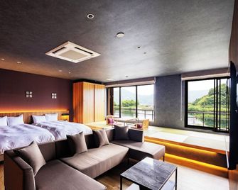 Urari Takeo Garden Terrace Spa Resorts - Takeo - Chambre
