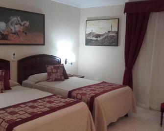 Hotel E Caballeriza - Holguín - Bedroom