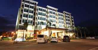 S Tara Grand Hotel - Surat Thani