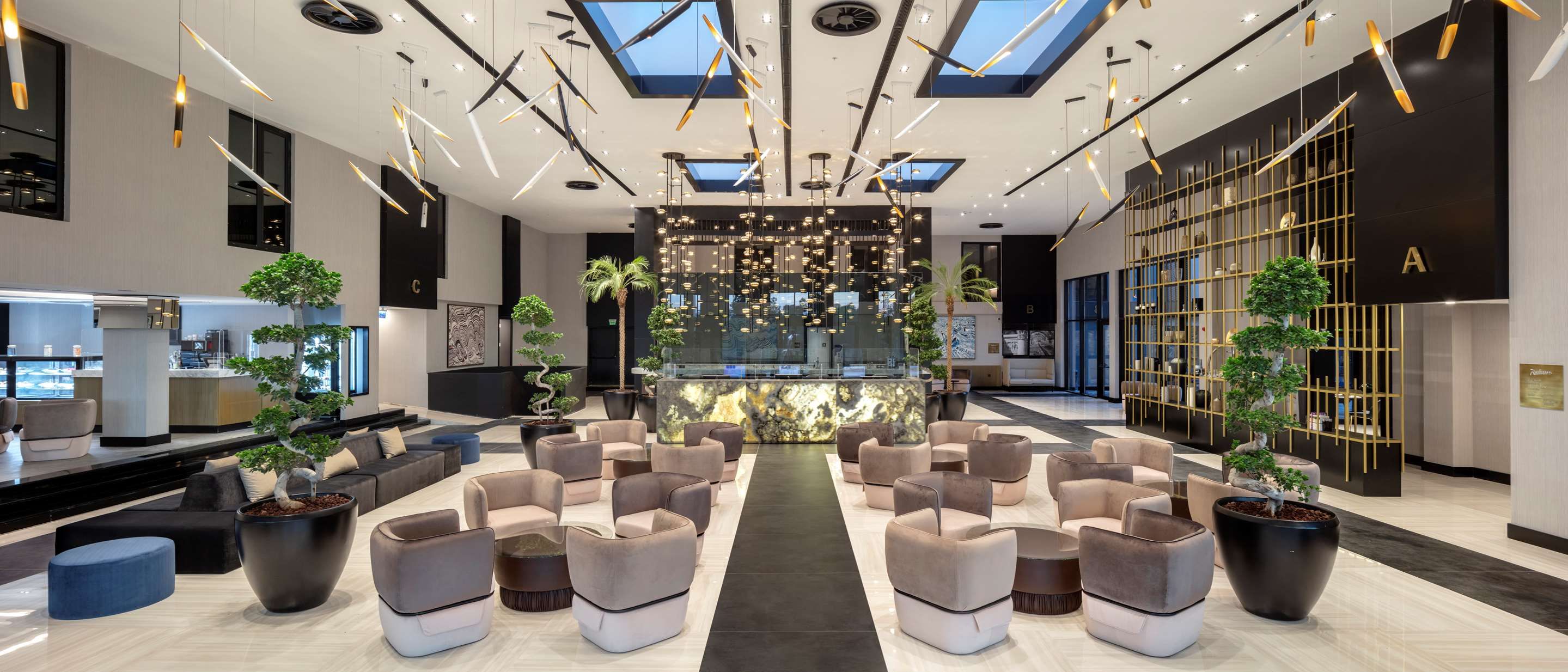 Radisson Hotel Izmir Aliaga - Esmirna - Lobby