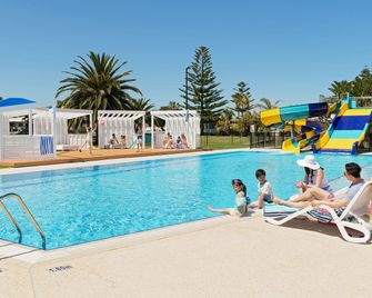 The Retreat at West Beach Parks - West Beach - Pool