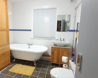 Grace Apartments - Living Waters 1 - Ashford