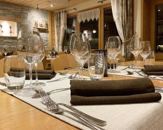 Hameau des Prodains - Hôtel - Morzine - Restaurang