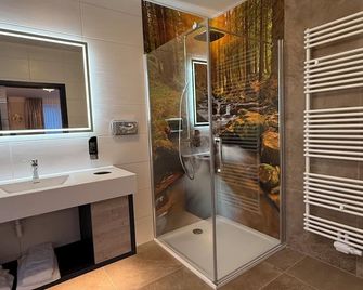 Pension am Schloss - Meiningen - Bagno