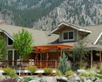 Stunning Cabin Retreat near Clark Fork River in Montana - Thompson Falls - Bâtiment