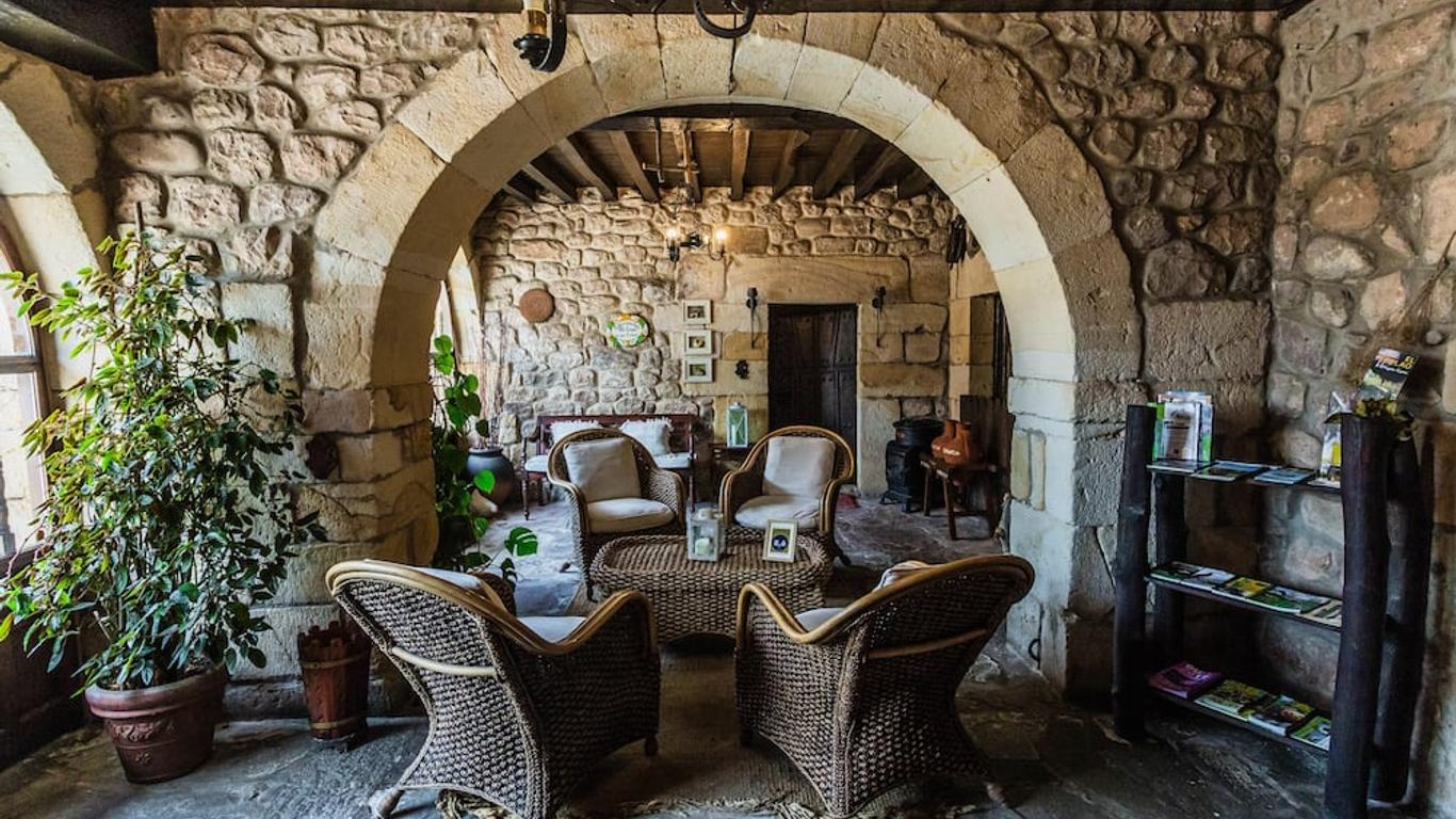 Posada Real La Montañesa