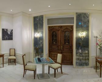 Apartmenthotel Kaiser Karl - Bonn - Lobby
