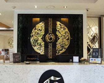 Aspira G Sukhumvit 33 - Bangkok - Front desk
