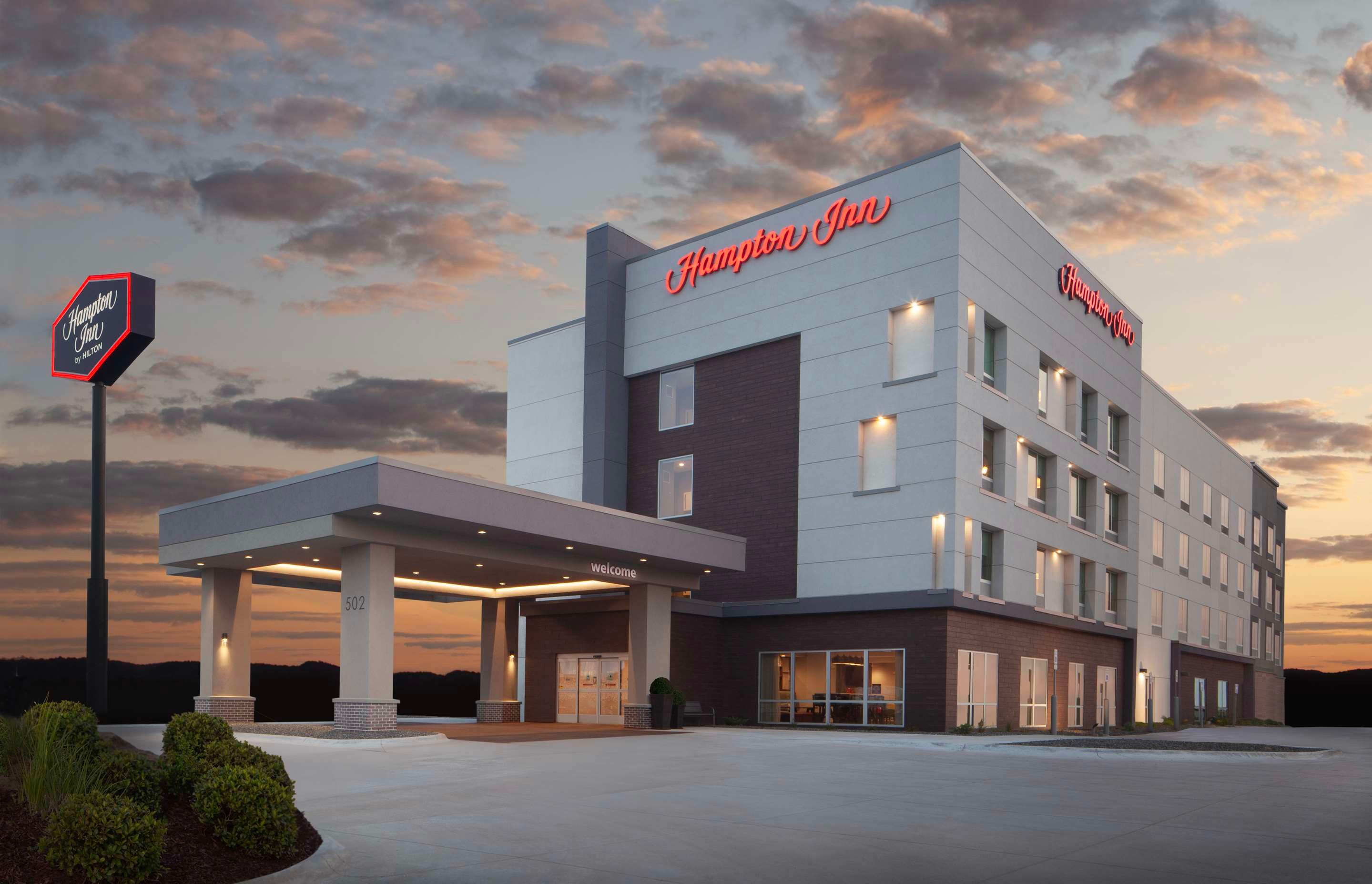 Building view of Hampton Inn Ogallala