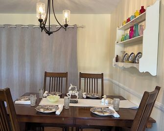 Peaceful Ranch - Outdoor Smoking & Pets Ok - El Cajon - Essbereich