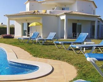 Porto Mos Residence - Lagos - Pool