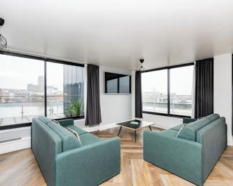 Staycity Aparthotels Duke Street - Liverpool - Living room