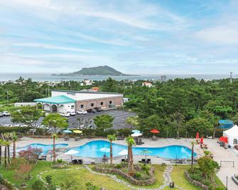 Hallim Resort - Jeju City - Uima-allas