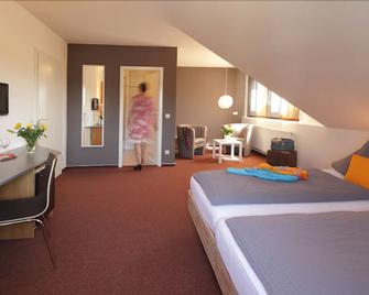 Astra Hotel Garni - Rastatt - Bedroom