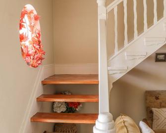 CNOC SUAN, pet friendly, with open fire in Aughavas, County Leitrim - Cavan - Stairs