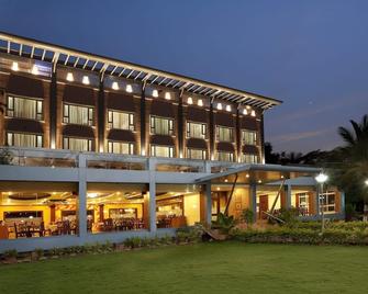 Mayur Aaditya Resort - Dharwad - Building