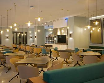 Hotel Continental Horizonte - Luanda - Restaurace