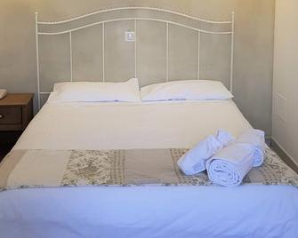 ホテル ル ベルビュー - プロプリアノ - 寝室