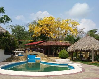2km from town fully equipped 2B/2B with Outdoor Jacuzzi and shared pool - San Juan del Sur - Pool