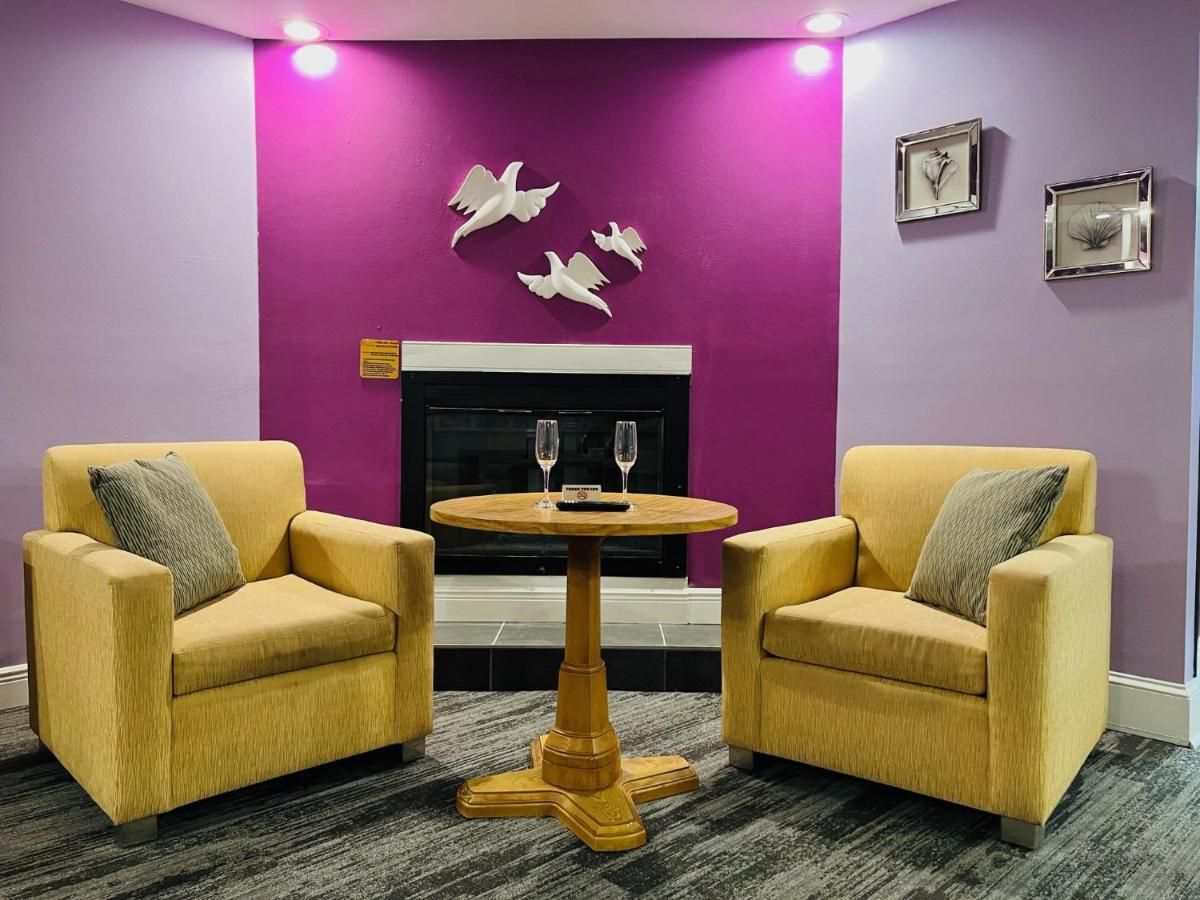 Inn of the Dove Harrisburg-Hershey Romantic Suites